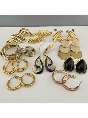 Lot of 12 Pierced Earrings Gold Tone Enamel Hoop Retro Fashion Costume Jewelry